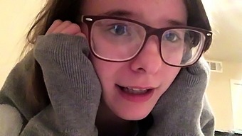 Amateur teen porsha masturbates and caresses her pussy in hd